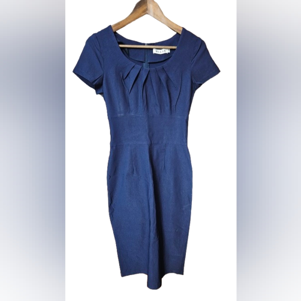 MUXXN Shealth Dress